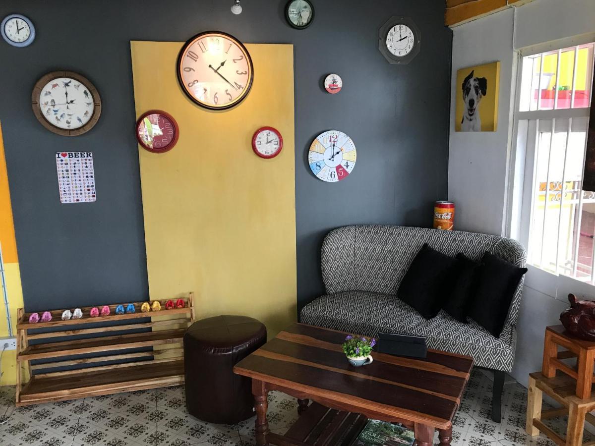 GATE 14 Inn Nakhon Phanom Bagian luar foto