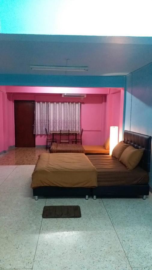 GATE 14 Inn Nakhon Phanom Bagian luar foto