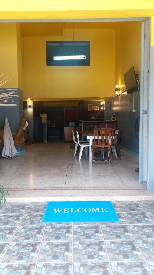 GATE 14 Inn Nakhon Phanom Bagian luar foto